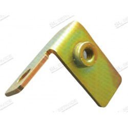 SUPPORT CONDUITE HUILE PRES DE BRIDE POMPE M130