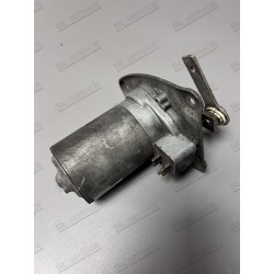 MOTEUR D'ESSUIE GLACE
