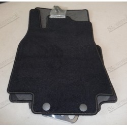 Tapis de sol noir GLC W253