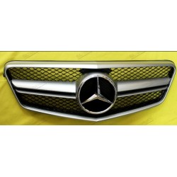 Calandre Look C63 AMG noir et gris E W212 2008 à 2013