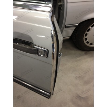 Protection de portes chromée SL W107